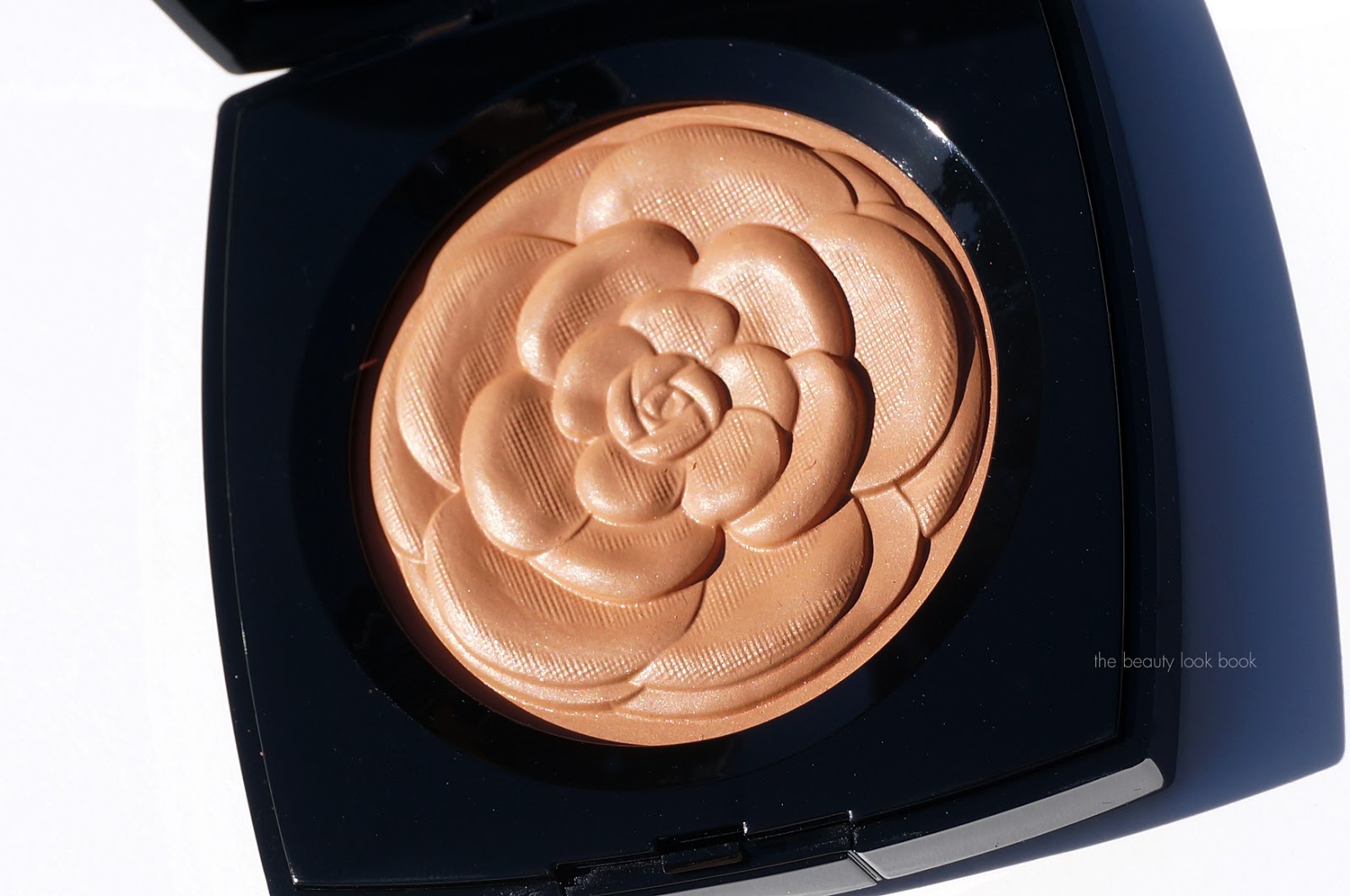 Chanel Lumière d’Été Illuminating Powder for Summer 2015 The Beauty